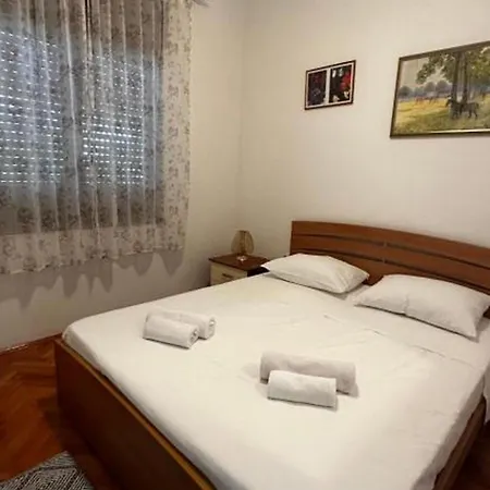 Beachfront Spacious With Terrace 아파트